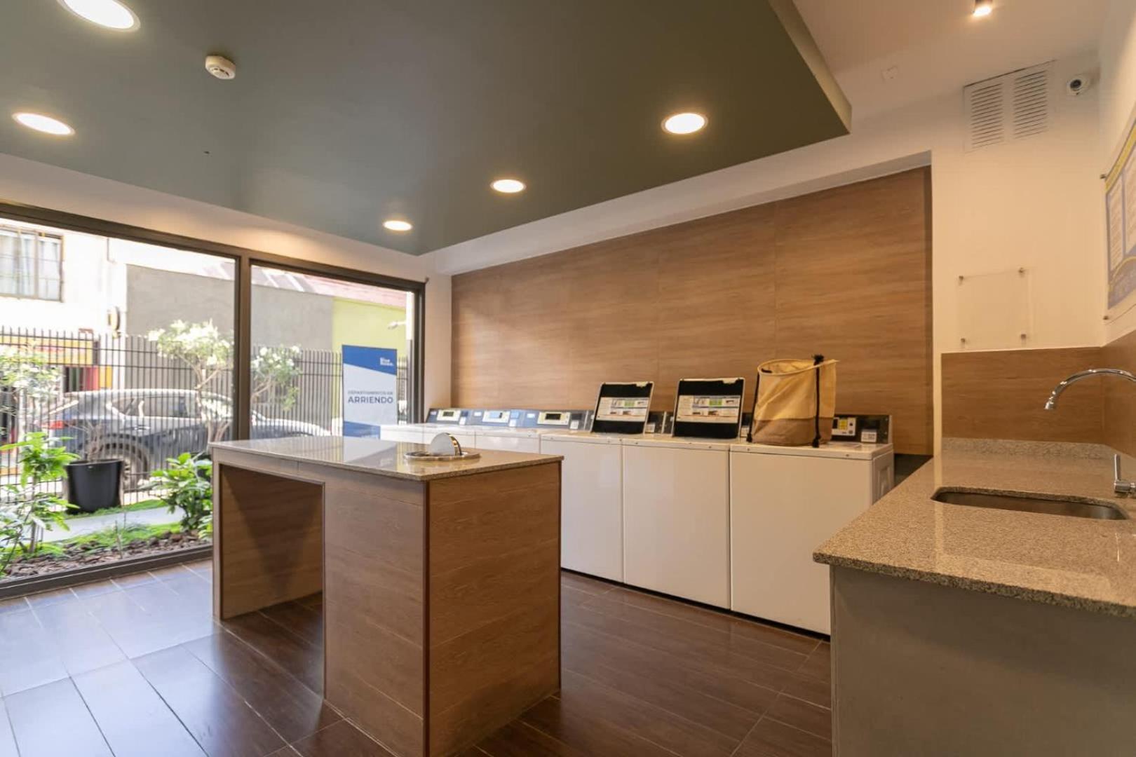 Central Lodging For Meticulous Travelers Apartamento Santiago