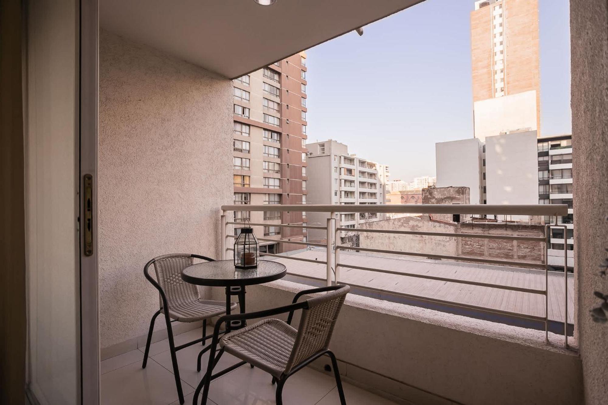 Central Lodging For Meticulous Travelers * Santiago